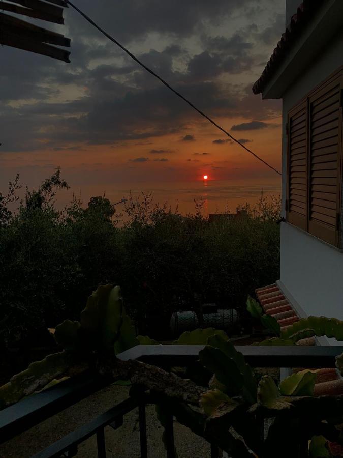 La Casa Di Tata กาโปดอร์ลันโด ภายนอก รูปภาพ